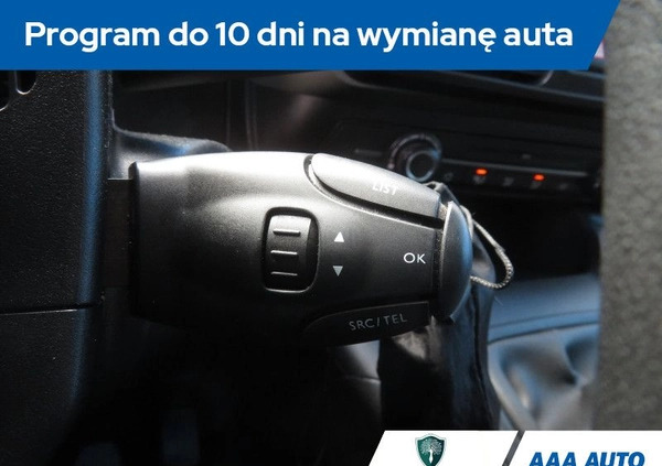 Peugeot Rifter cena 56000 przebieg: 155269, rok produkcji 2019 z Sędziszów Małopolski małe 211
